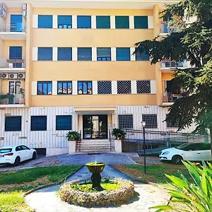Il Cavaliere Dell'eur , Roma Italia